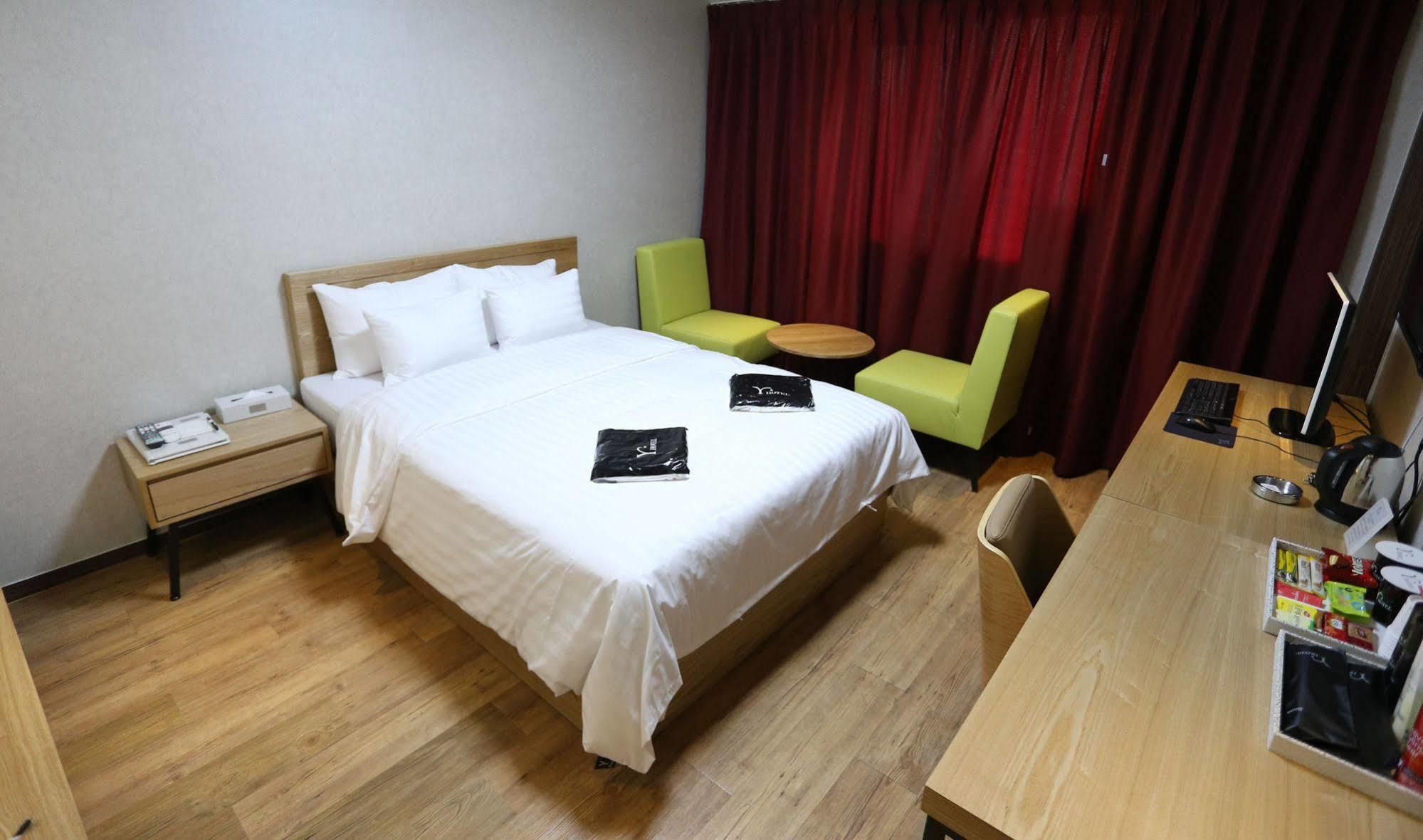 Y Ocean Hotel Yeosu Ngoại thất bức ảnh